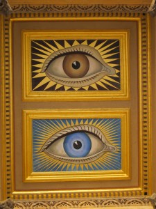 03 eyes entrance ceiling at Blenheim