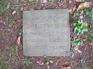 Cliveden 5 marker horse grave marker
