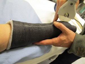 935-cast-2012-02-27 cutting the cast