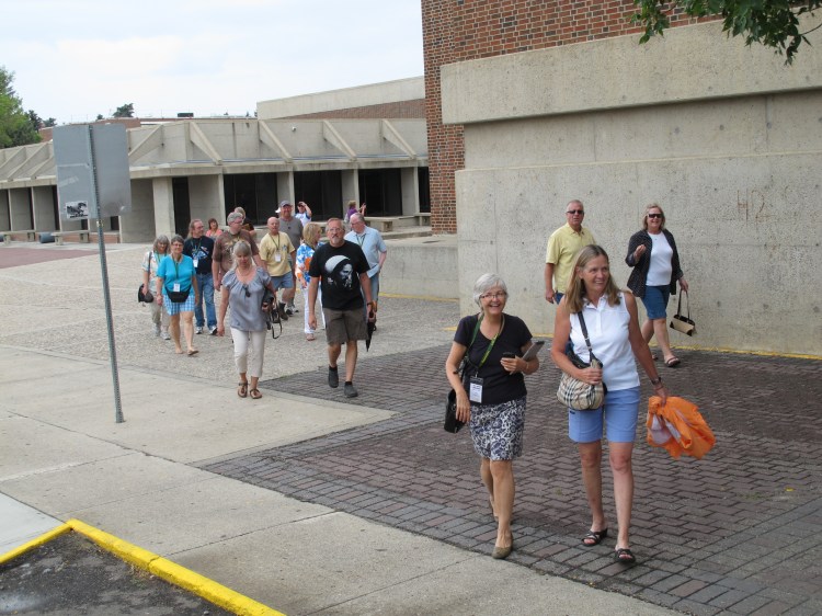 loading the bus loading the bus