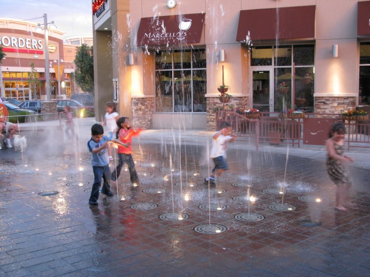more kids in the fountain