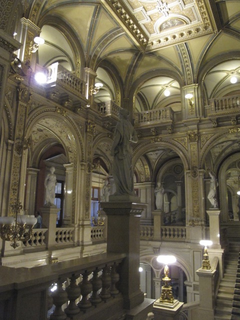 central area, Vienna Opera House