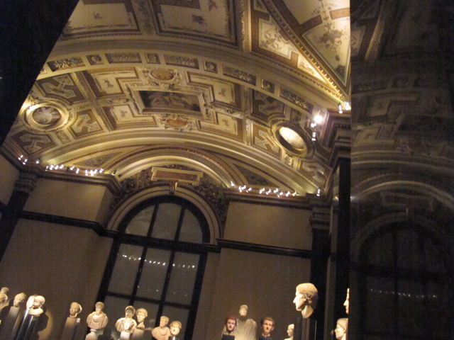 exhibit room, Kunsthistorisches Museum Vienna, Austria