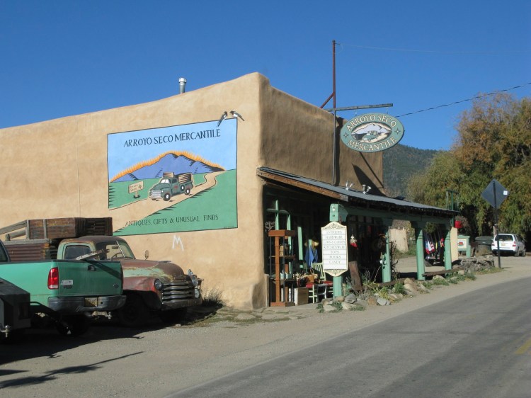 Arroyo Seco shop